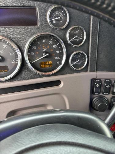 PETERBILT 389