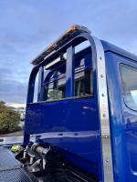 FREIGHTLINER BUSINESS CLASS M2 106 PLUS