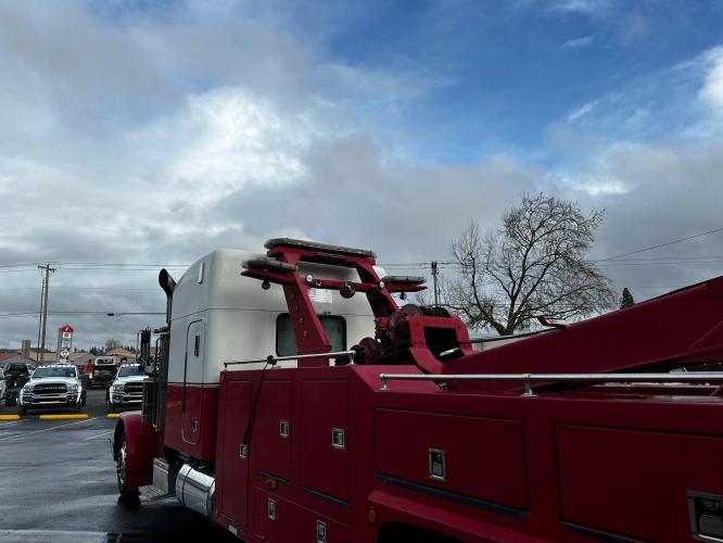 PETERBILT 379