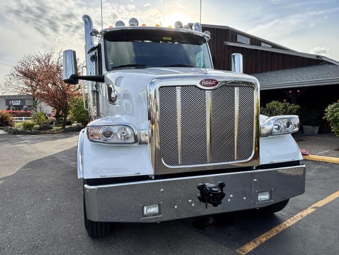 PETERBILT 567