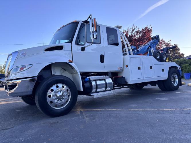 INTERNATIONAL DURASTAR 4300