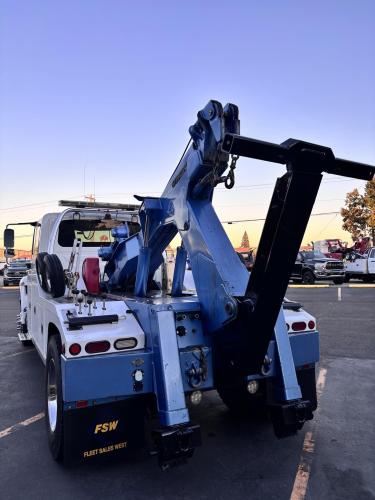 INTERNATIONAL DURASTAR 4300