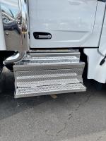 PETERBILT 567