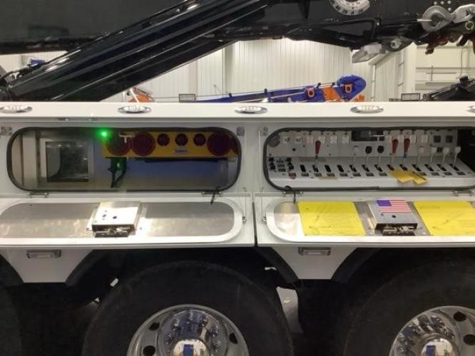 KENWORTH T880