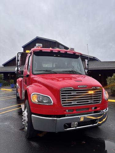 FREIGHTLINER BUSINESS CLASS M2 106