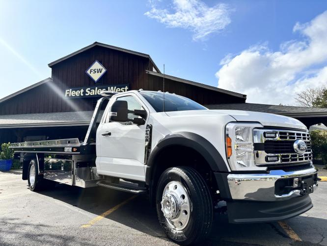 FORD F600 XLT