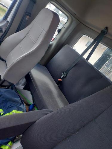 FREIGHTLINER BUSINESS CLASS M2 106