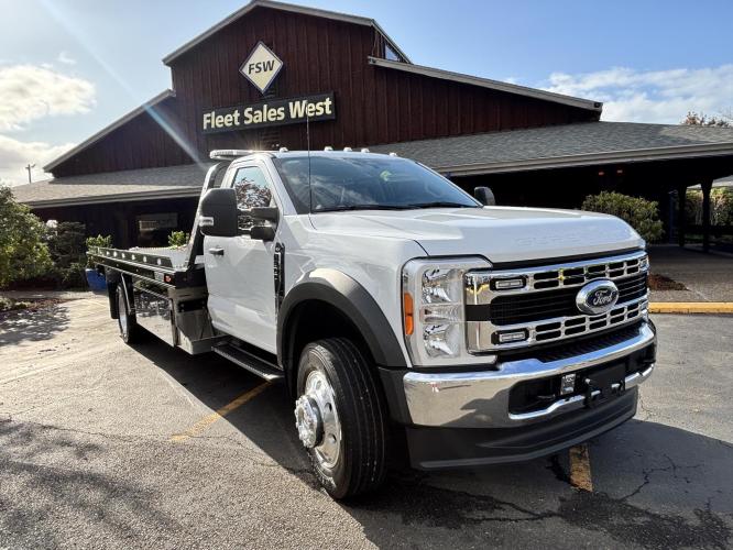 FORD F600 XLT