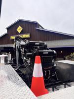 FREIGHTLINER BUSINESS CLASS M2 106