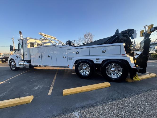 KENWORTH T880
