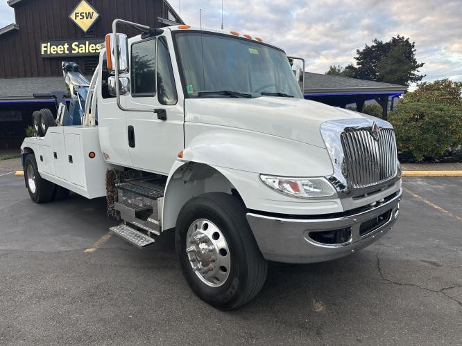 INTERNATIONAL DURASTAR 4300