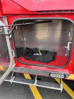 FREIGHTLINER BUSINESS CLASS M2 106