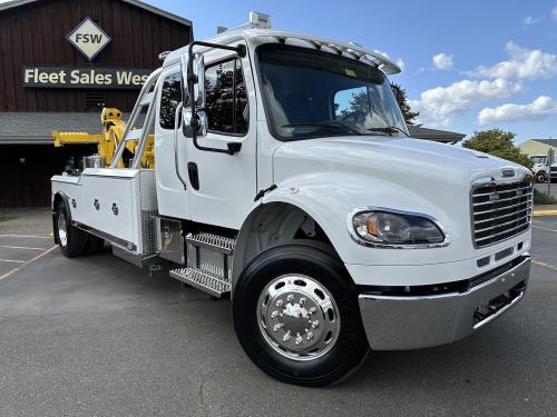 2023 FREIGHTLINER BUSINESS CLASS M2 106