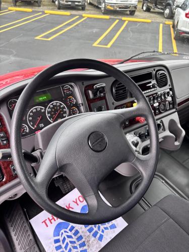 FREIGHTLINER BUSINESS CLASS M2 106