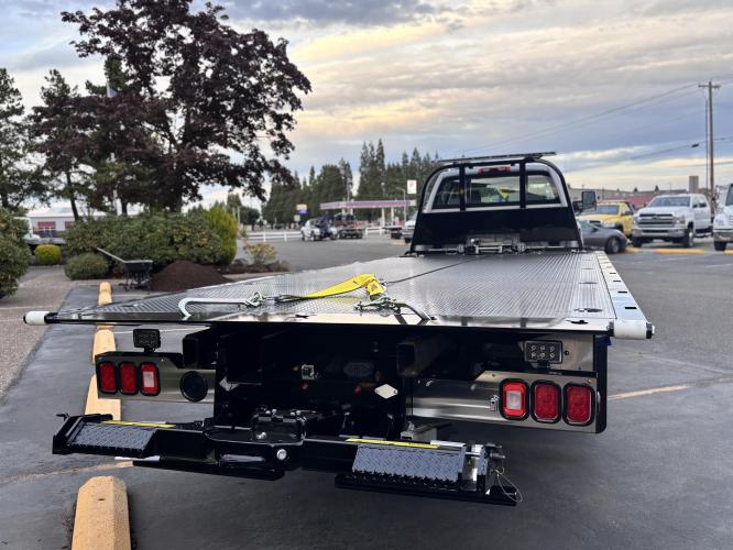 CHEVROLET SILVERADO 5500HD
