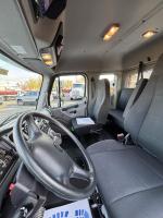 FREIGHTLINER BUSINESS CLASS M2 106