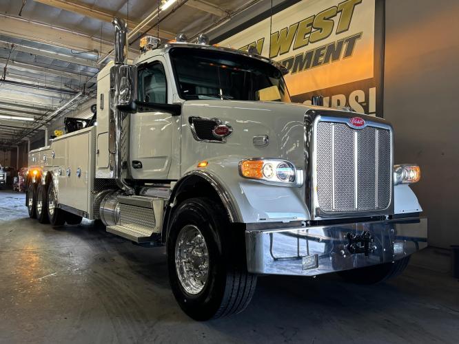PETERBILT 567