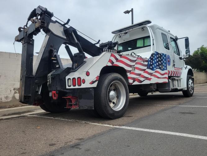 FREIGHTLINER BUSINESS CLASS M2 106