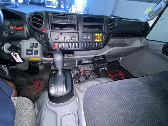 HINO 195DC