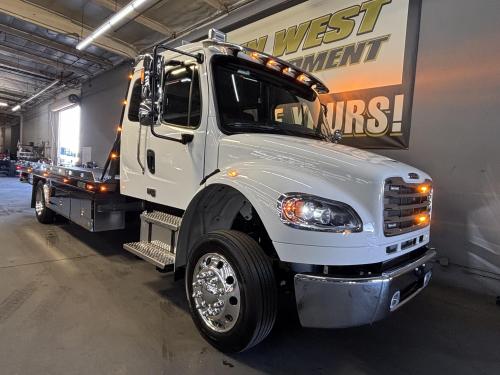 2026 FREIGHTLINER BUSINESS CLASS M2 106 PLUS