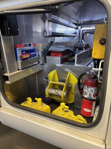 FREIGHTLINER BUSINESS CLASS M2 106