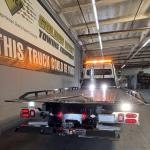 FREIGHTLINER BUSINESS CLASS M2 106