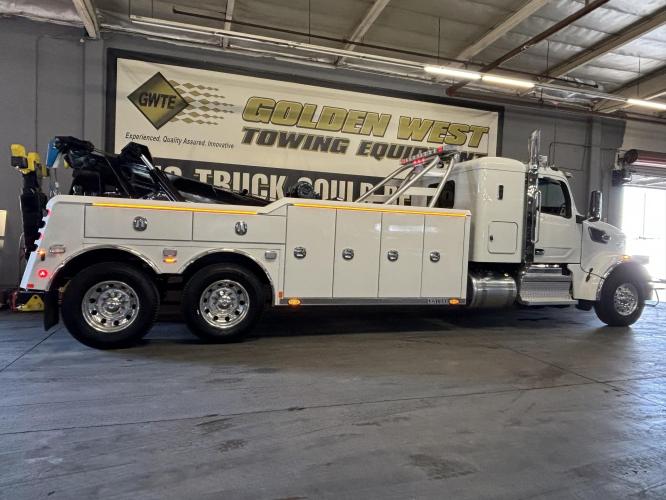PETERBILT 567