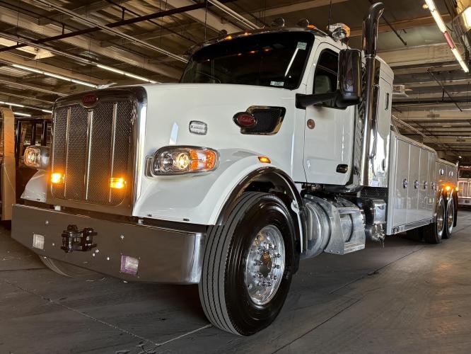 PETERBILT 567