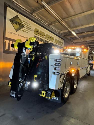 PETERBILT 567