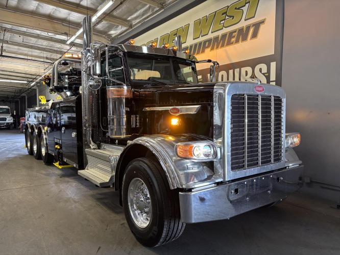 PETERBILT 389