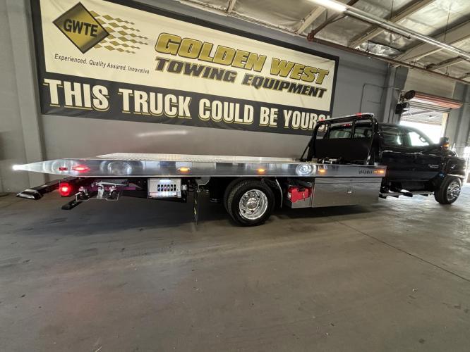 CHEVROLET SILVERADO 5500HD