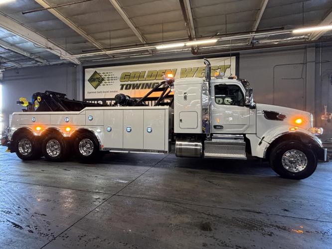 PETERBILT 567