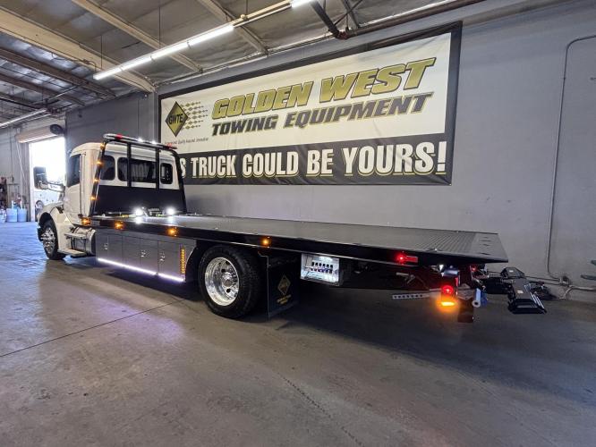 PETERBILT 536