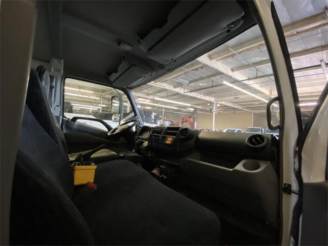 HINO 195DC