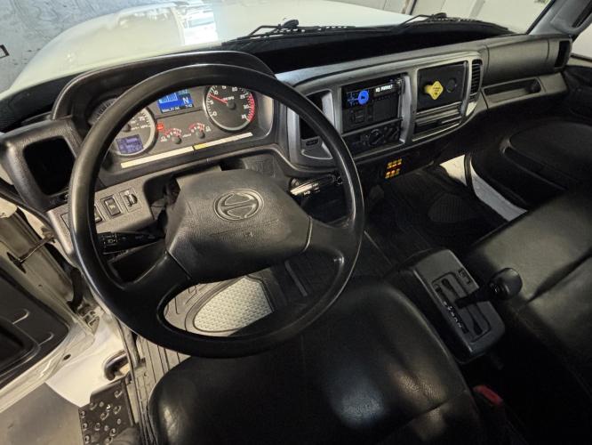 HINO 258ALP
