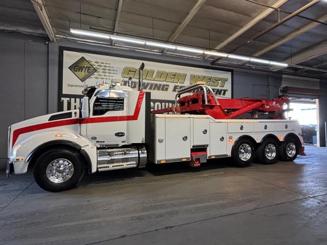 KENWORTH T880