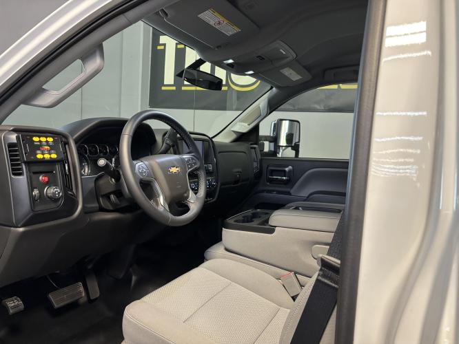 CHEVROLET SILVERADO 5500HD