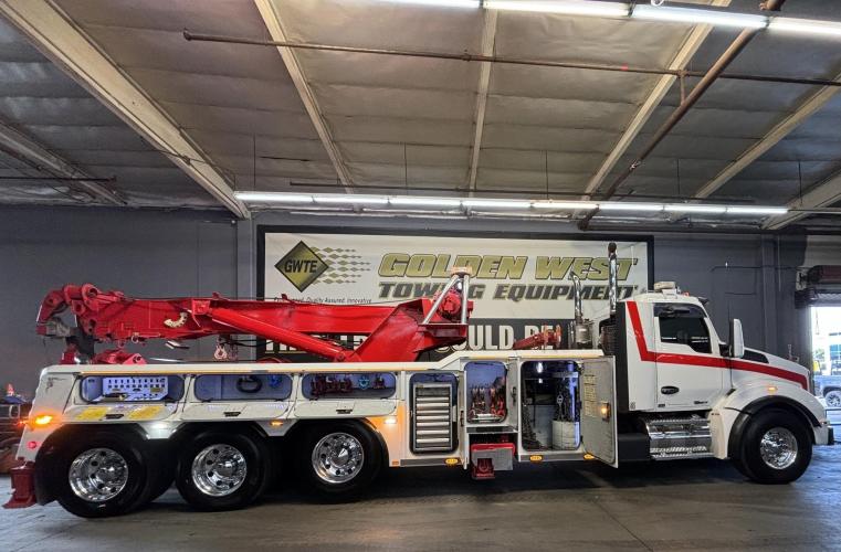 KENWORTH T880