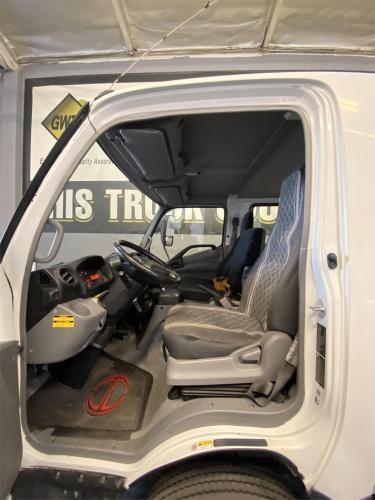 HINO 195DC