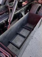 FREIGHTLINER BUSINESS CLASS M2 106
