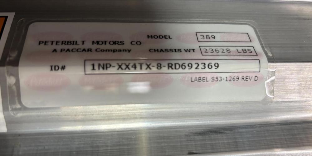 PETERBILT 389