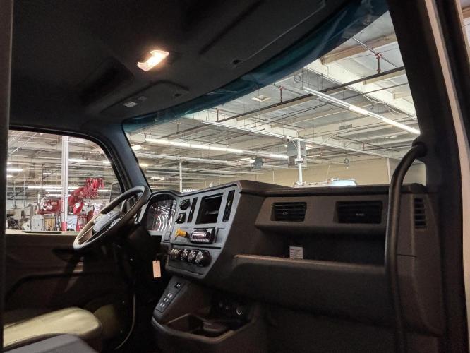 PETERBILT 536