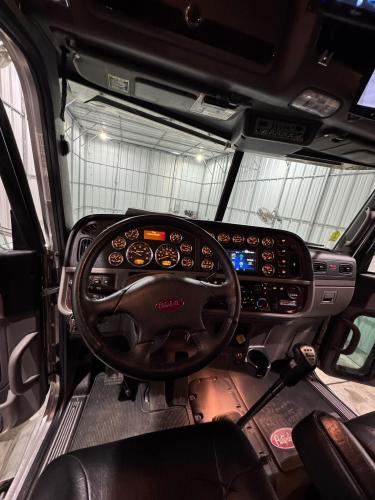 PETERBILT 389