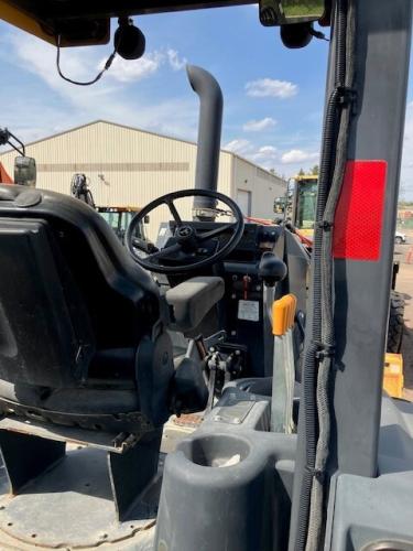 John Deere 210L