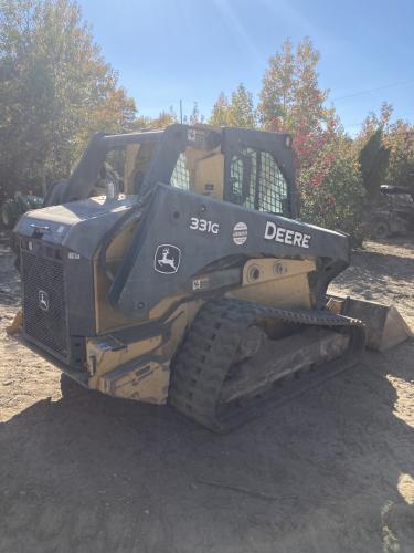John Deere 331G