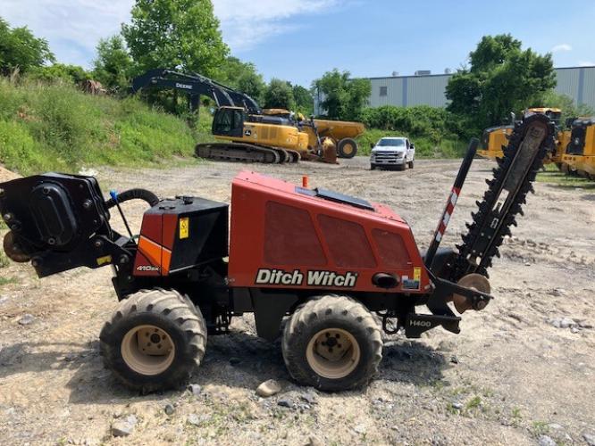 Ditch Witch 410SX
