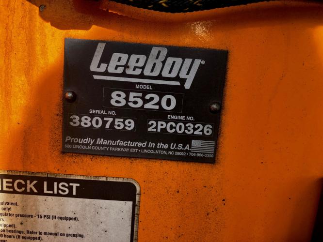 Lee Boy 8520C