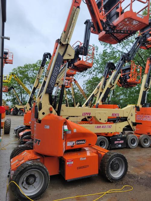 2020 JLG E450AJ