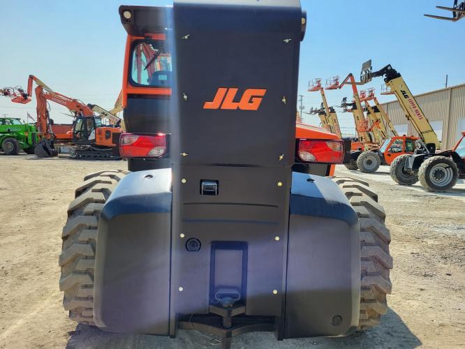 JLG 2733