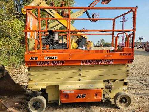 2020 JLG 3246ES